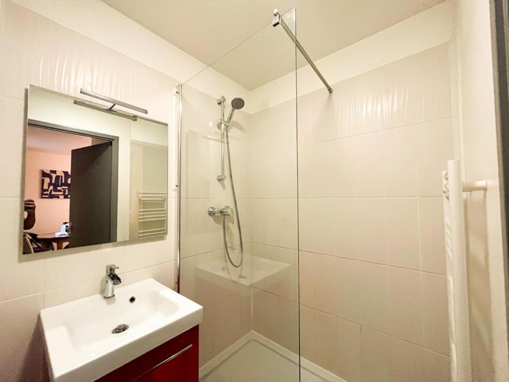 Suite Cobalt Villeurbanne Exterior foto
